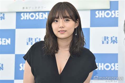 篠崎愛 手ブラ|篠崎愛「大人になったので」手ブラ布ブラに大胆挑戦